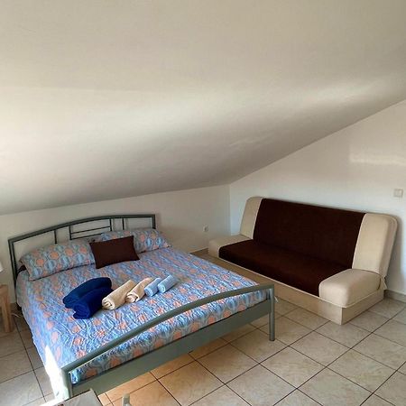 Dejan Apartment4-Top Centar プーラ エクステリア 写真