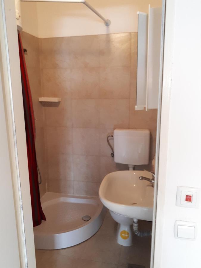 Dejan Apartment4-Top Centar プーラ エクステリア 写真