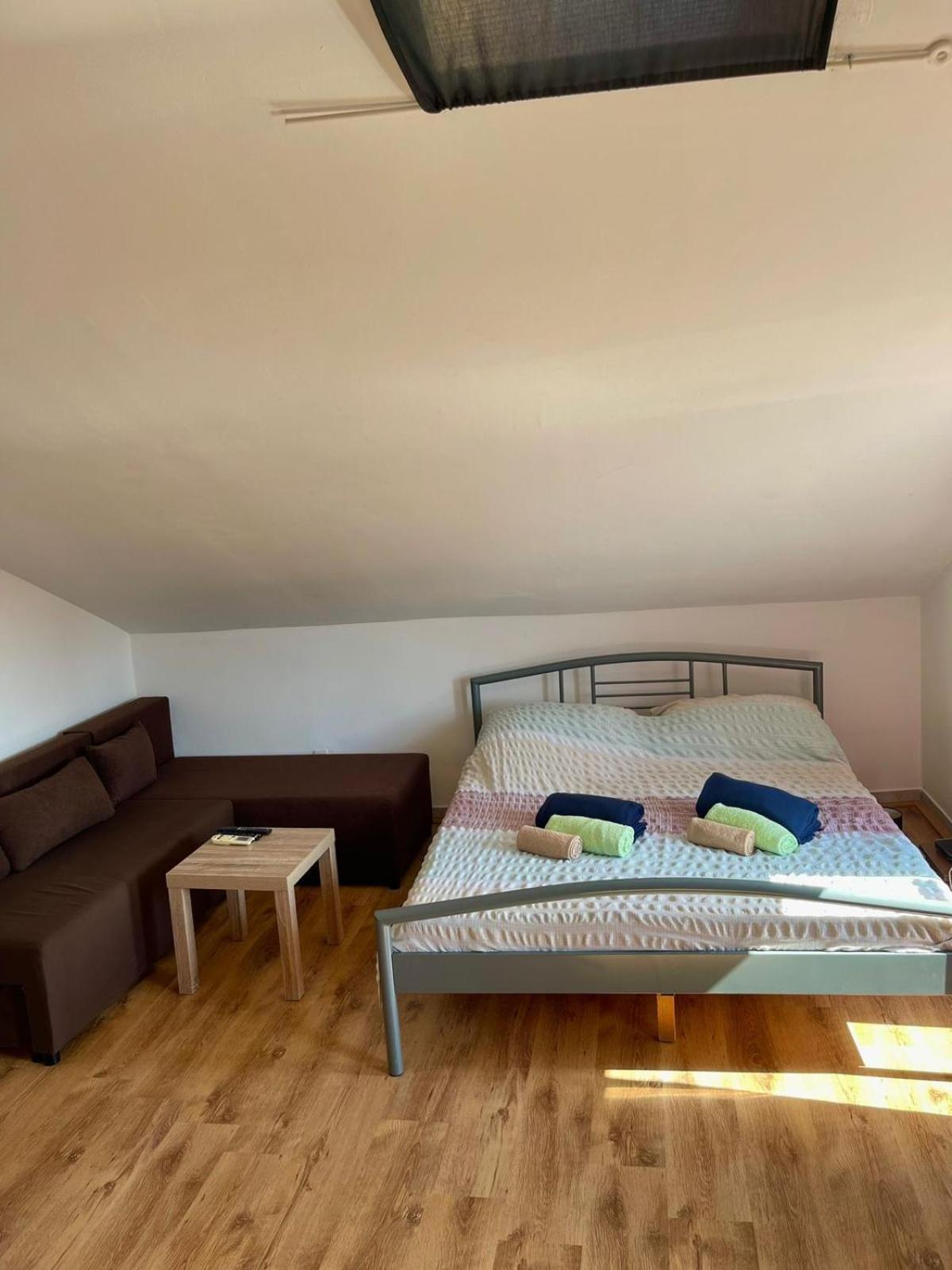 Dejan Apartment4-Top Centar プーラ エクステリア 写真