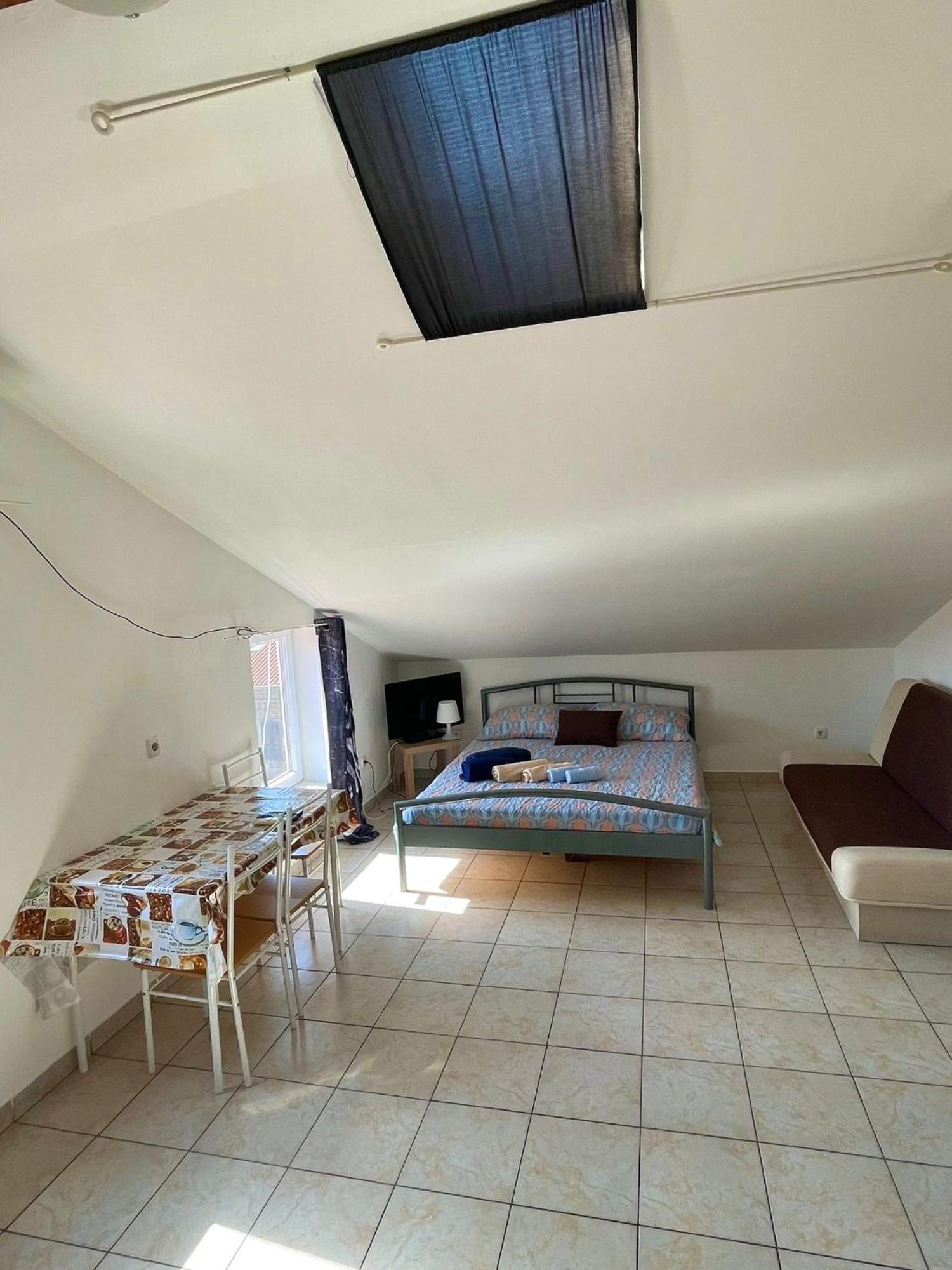 Dejan Apartment4-Top Centar プーラ エクステリア 写真